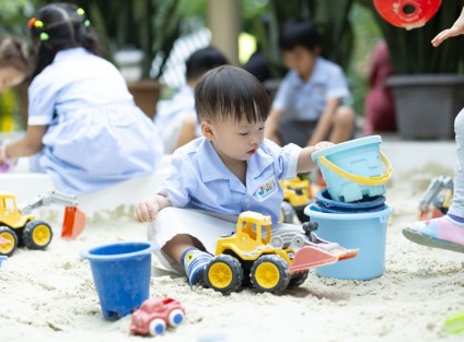 Outdoor Learning Activities for Toddlers: Simple Ways to Take Play Outside